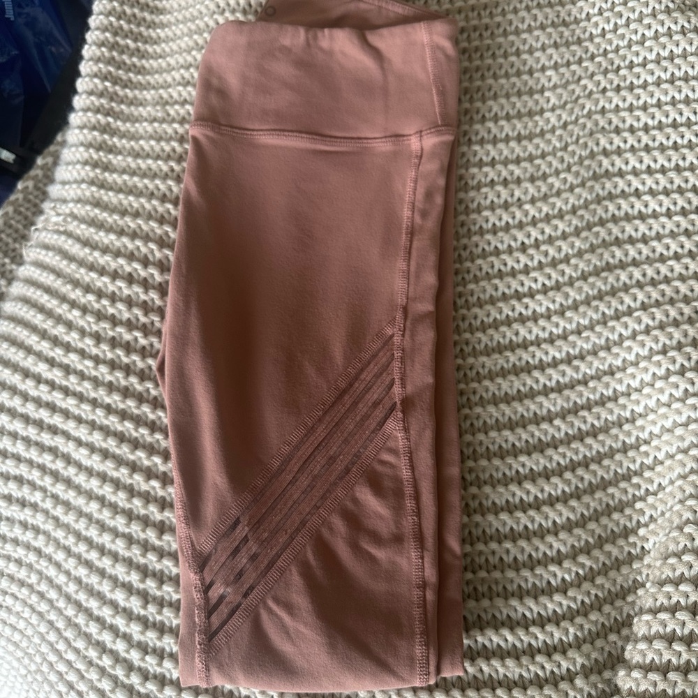 Alo Yoga leggings